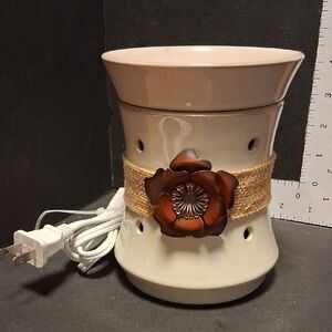 Scentsy Roselyn Burlap Band Metal Flower 19739 Full Size Wax Warmer